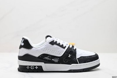 公司级全新Lv路易威登Louis Vuitton Trainer Sneaker Low休闲运动文化百搭板鞋 尺码:39-45 Id:Jkd129-Zz D