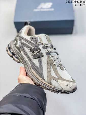 公司 New Balance 6R 新百伦 6 Nb 6 银灰 潮流复古透气轻便低帮跑步鞋男女同款 鞋面选用了灰色网面，搭配银色皮革框架，同时又加入了白色等进行 - 点击图像关闭