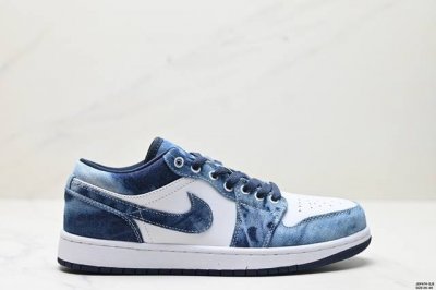真标耐克nike Air Jordan 1 Low Aj1乔丹一代中帮经典复古文化休闲运动篮球鞋 货号:553558 301 尺码:36-46 id:Jdf47