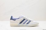 公司级adidas Originals Gazelle Indoor 三叶草休闲防滑耐磨低帮板鞋 鞋头出色设计 塑就出众贴合感 稳固的后跟贴合足部曲线设计 软弹
