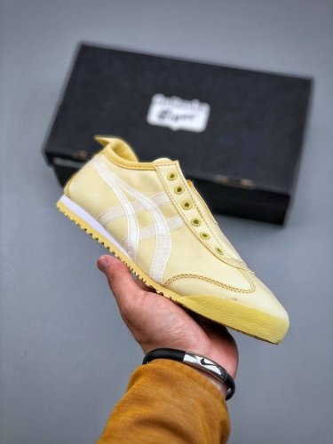 鬼塚虎 Onitsuka Tiger Mexico 66 复古经典百搭一脚蹬休闲运动鞋 货号：1183B603-750 尺码：36-40 半