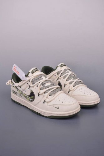nike Sb Dunk Low Supreme联名 解构抽绳鞋带 纯原大厂出品 极力推荐 原装头层材料 独家版型蒸餾加工 帶來的是更好的视觉和脚感体验 大厂纯