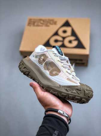 nike Acg Mountain Fly Low Gtx Se 登山系列运动鞋 采用匠心设计，打造耐穿迅疾风格，让你在沙漠、峡谷和深山中探险时也能像在城市一般 - 点击图像关闭