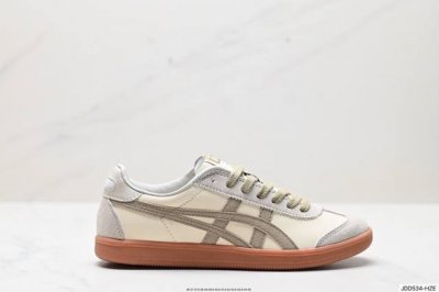 公司级亚瑟士 Onitsuka Tiger Tokuten 复古低帮休闲跑鞋 实拍首发 Tokuten的灵感来源于80年代的室内用鞋 T-Toe前足补强设计 室