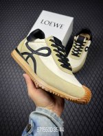d 独家礼盒版本 Loewe罗意威德2025最新配色德训全系列 情侣款1.0德训鞋 购入原版开发，穿几年不过时的，超级经典系列，网红最热爱的打卡神鞋，最快出货，