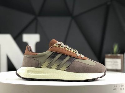 公司级带半码全新Boost轻量缓震鞋底材质# 轻盈又不失动感，阿迪达斯Adidas Originals Retropy E5 爆米花速度轻盈复古系列百搭透气休闲