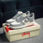 Air Force 1 原装级别 原楦头原纸板 打造纯正空军版型专注外贸渠道 全掌内置蜂窝气垫 原盒配件 原厂中底钢印、拉帮完美 货号：BB5353 512 尺