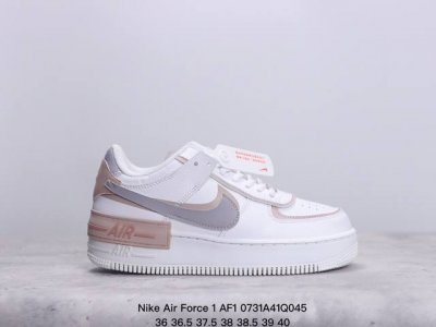 nike 耐克低帮板鞋 空军一号 Af1马卡龙 Af1厚底增高百搭运动板鞋 Nike Air Force 1 “Shadow” 造型设计上与 Sacai X N