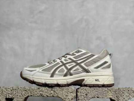 Asics Gel-Venturem 6 亚瑟士舒适透气运动跑鞋 #鞋面采用新的单丝纤维工程网布鞋面，提供轻量的穿着感和舒适的透气性。Flytefoam双层复合 - 点击图像关闭