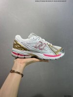 公司级New Balance M1906系列复古单品宝藏老爹鞋款 公司级版本复古元素叠加 质感超级棒 楦版型材料细节做工精细 作为Nb最经典的档案鞋型之一 与