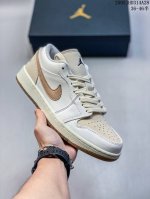 公司级Nike Air Jordan 1 Low aj1乔1低帮休闲板鞋 同步官方配色 头层皮打造 正确满胶鞋垫 四线拉帮 原厂织唛标 鞋舌高弹海绵填充 官方货