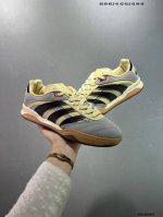 升级原楦原纸版数据开发#采用翻毛皮组合网织布鞋面材质#中底嵌入Md缓震组合耐磨橡胶大底将运动和街头风格无缝融合,阿迪达斯 三叶草Adidas Predator