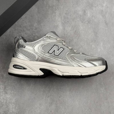 本地 核心私 Nb新百伦New Balance Mr530系列复古老爹风网布跑步休闲运动鞋 原楦原数据开发纸版，采用优质纤维革+透气网眼布材质材质，独立3层组合