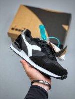 Diadora Camaro 迪亚多织物牛反绒复古跑鞋 C5603 #Camaro系列的灵感来源于1985年的运动型录 复古跑鞋的造型 Eva 减震中底加持的舒