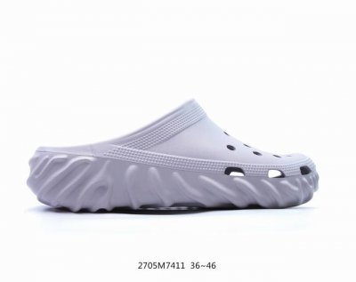 美国休闲鞋履品牌 卡骆驰联乘新晋国际知名鞋类设计师salehe Bembury X Crocs Pollex Clog Peach 指纹式脊骨系列 夏日沙滩室内