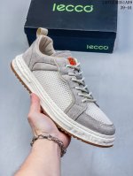 Ecco爱步 广东原版夏季透气 配备原版三件套 防尘纸 手提袋 高弹大底 全头层牛皮 新款百搭休闲款 纯手工制成 鞋面走线工整 清晰质感 原单品质 拼接运动透气