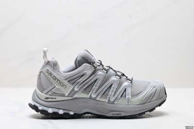 公司级Salomon Xa Pro 3D Suede 萨洛蒙户外越野跑鞋 鞋面采用Sensifit贴合技术 全方位贴合包裹脚型 鞋跟部鞋底牵引设计 提供强大的抓