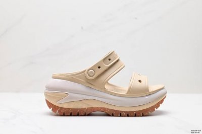 公司级crocs卡骆驰 光轮款 柔软舒适 沙滩鞋洞洞鞋 卡骆驰 经典 榴莲系列洞洞鞋将舒适和轻便达到一个全新的水平，微翘式鞋头设计 可调节式后跟带增添鞋身的稳固