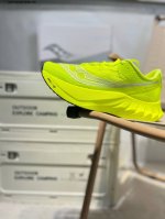 saucony索康尼Endorphinpro啡鹏4.0 陆地速鲨竞速碳板运动训练跑鞋S10939 Am7322937#36-45