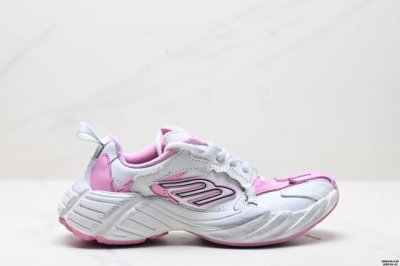 公司级Balenciaga巴黎世家 Monday 牛皮革 圆头系带 低帮复古老爹鞋 全套原纸板楦头开发 最原汁原味的灵魂版型 全鞋荧光划线卡点 胶水把控整洁度追
