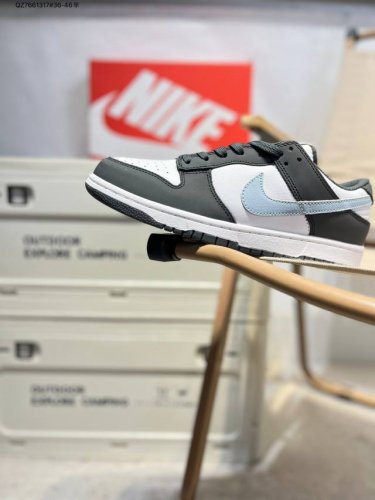耐克Nike Dunk Low 板鞋Sb系列经典百搭休闲运动板鞋加厚鞋舌的填充，使舒适性大大提升，同时也更方便穿脱中底部分则加入了脚感柔软舒适Zoomair气垫