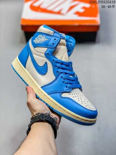 公司级带半码耐克女款运动板鞋 Nike Air Jordan 1 Retro High Og 乔丹一代Aj1 乔1 Aj1 篮球鞋复刻运动鞋 皮面高帮板鞋的设计