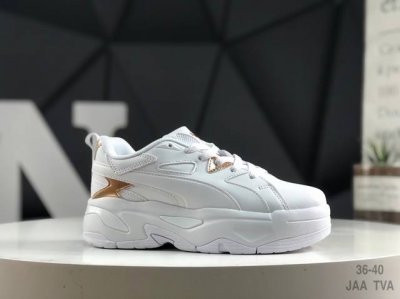 180 真标带半码Puma Suede Xl绒面革舒适百搭休闲低帮板鞋 外观时尚大气 鞋底采用耐磨的材质 细致做工 彰品品牌魅力 鞋头防撞设计 减少擦伤脚趾或碰