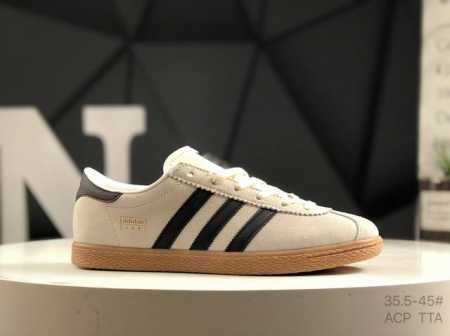 阿迪达斯 Adidas Stadt经典麂皮薄底运动板鞋 T头鞋 皮革和绒面革经典运动鞋以典藏足球鞋为灵感这款Stadt经典运动鞋植根足球传统 以别致皮革鞋面和绒 - 点击图像关闭