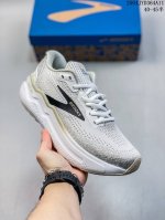 真标带半码 Brooks 布鲁克斯 新款女鞋 Ghost Max 二代幽灵系列 尺码：见图 编码：04Jyd364A11