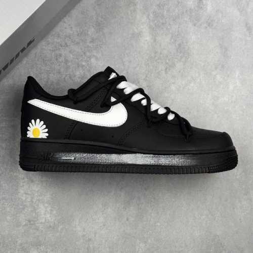 本地340 核心私 nike Air Force 1‘07 Low 二次元主题 小雏菊 黑白涂鸦手绘 空军一号低帮休闲板鞋 #原楦头原纸板 原装鞋盒 定制五金配
