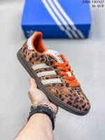 真标带半码 阿迪达斯Wales Bonner X Adidas Originals Samba pony Tonal 德训防滑耐磨 低帮 板鞋 尺码：见图 编码
