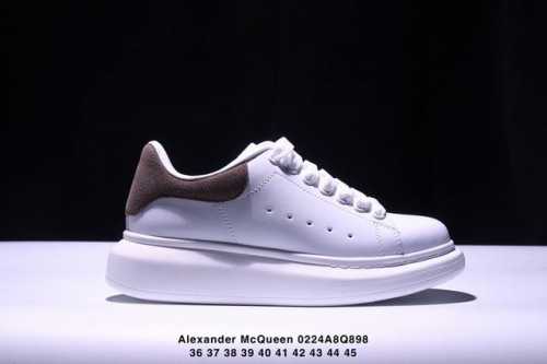 真标意大利高奢品牌Alexander Mcqueen亚历山大 麦昆 Sole Leather Sneakers低帮时装厚底休闲运动小白鞋 货号:553770 W