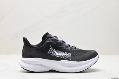 公司级hoka One One Mach 6 新一代旗舰竞速跑鞋 #鞋款采用顶尖碳板技术、中底泡棉科技以及几何学，设计符合自然步态的不对称鞋面和鞋底结构；大底在