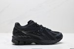 公司级New Balance M1906系列 复古单品宝藏老爹鞋款 公司级 复古元素叠加 质感超级棒 楦版型材料细节做工精细 作为Nb最经典的档案鞋型之一 与2