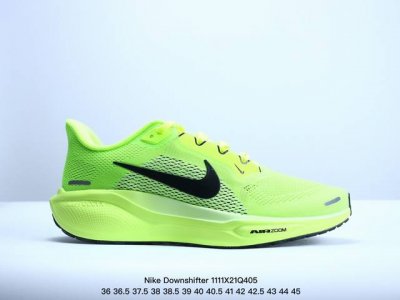公司级耐克Nike Downshifter 13 网面透气 舒适减震 防滑耐磨跑鞋 登月13代 非凡体验,轻盈舒适。专为实现舒适畅跑而打造, 采用出色鞋面, 巧