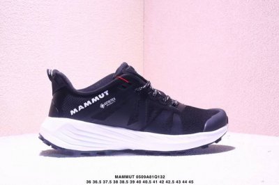 mammut Hueco Knitii Low 猛犸象凉鞋 Mammut是高山运动、登山和户外运动装备品牌，其产品以可靠的质量和创新的设计领导着世界潮流，Mam
