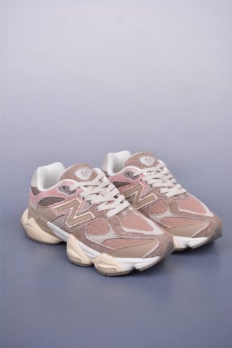 Joe Freshgoods X New Balance 渠道纯原 Nb9060 联名款 复古休闲运动慢跑鞋 鞋款灵感源自设计师本人对夏日的怀日回忆。鞋面大身由