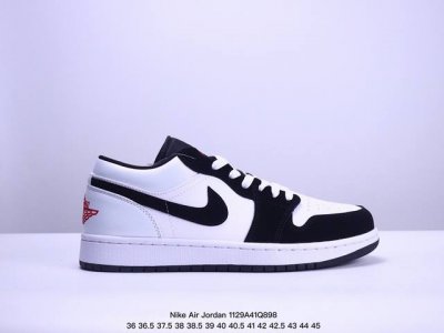 公司级nike Air Jordan 1 Low Aj1乔1低帮休闲板鞋 同步官方配色 头层皮打造 正确满胶鞋垫 四线拉帮 原厂织唛标 鞋舌高弹海绵填充 官方货