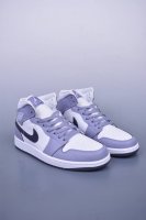 Air Jordan 1 Mid 白紫 天猫贸外客户订单 市面最工高艺 中系帮列 全批Jw新次 原装模原大底 全鞋原厂制定皮料，手感细正腻确折边工艺 完美节细诠