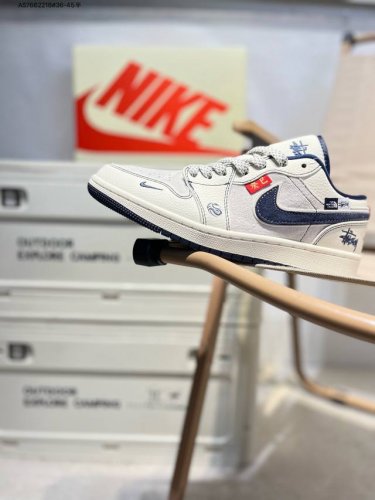 公司级头层皮斯图西 X 乔丹Air Jordan 1 Low Aj1低帮系列篮球鞋 官方同步配色 原装级产物 #拒绝公底 立体鞋型 细节完美 高清洁度Yx506