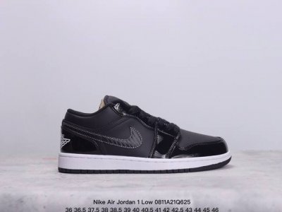 jordan 乔丹 原楦型开发纸版，采用软质牛培皮革鞋面材质这双aj也太小清新了，耐克nike Air Jordan 1 Low Releasing With