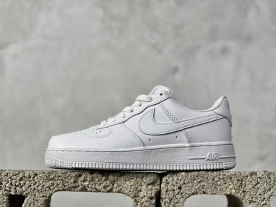 Nk Air Force 1'07 Low 定制款 空军一号低帮休闲板鞋 Cw2288-111 尺码：36 36.5 37.5 38 38.5 39 40 40