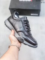 Ecco爱步 广东原版 配备原版三件套 防尘纸 手提袋 高弹大底 全头层牛皮 新款百搭休闲款 纯手工制成 鞋面走线工整 清晰质感 原单品质 拼接运动透气网布 采