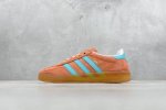 Yh Ad Originals Gazelle Indoor 三叶草休闲防滑耐磨低帮板鞋 鞋头出色设计 塑就出众贴合感 稳固的后跟贴合足部曲线设计 软弹舒适 不