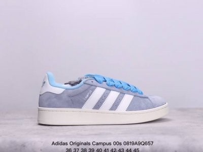全真猪八 区别市面普通翻毛皮 adidas 阿迪达斯 男女鞋，升级原楦开发版型，采用猪巴革组合纤维革鞋面材质，内嵌欧索莱ortholite 混合 再生 鞋垫，外