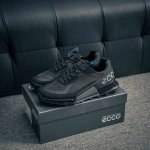 核心私 ecco爱步男鞋夏季网眼鞋透气运动鞋网面休闲鞋 热酷户外系列 多种材质拼接鞋面 加强鞋内外空气双向对流 疏散闷热 保持脚感舒爽 提供亲肤透气贴合的穿着体