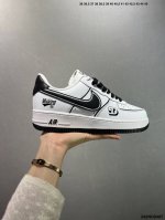 特价 Nike Air Force 1 Low’07 空军一号低帮休闲板鞋 定制皮料 原楦原纸板 纯正空军版型 内置全掌气垫 货号：男 Cw2288-114 女