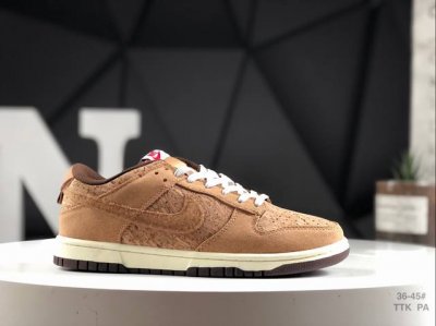 100 耐克 Nike Dunk Low 低帮 原装头层材料 用料绝不含糊 独家版型蒸馏加工带来的是更好的视觉和脚感体验 清洁度 电绣工艺 皮料切割干净无任何毛