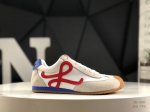 200 罗意威Loewe Ballet Runner 2.0 Sneakers 芭蕾舞2.0系列阿甘复古风德训薄底百搭休闲运动鞋 #不对称鞋头设计、袜状内部结构