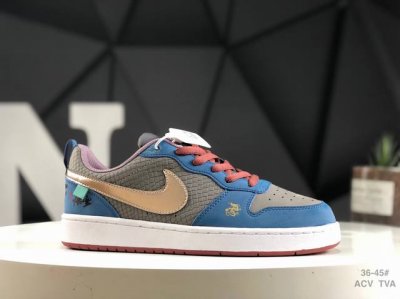 Nike Dunk Low Se Free 99 低帮百搭 透气休闲运动板鞋 兼顾舒适脚感和出众风范 演绎匠心之作 结构性的支撑贴合感结合复古篮球设计 电绣工艺